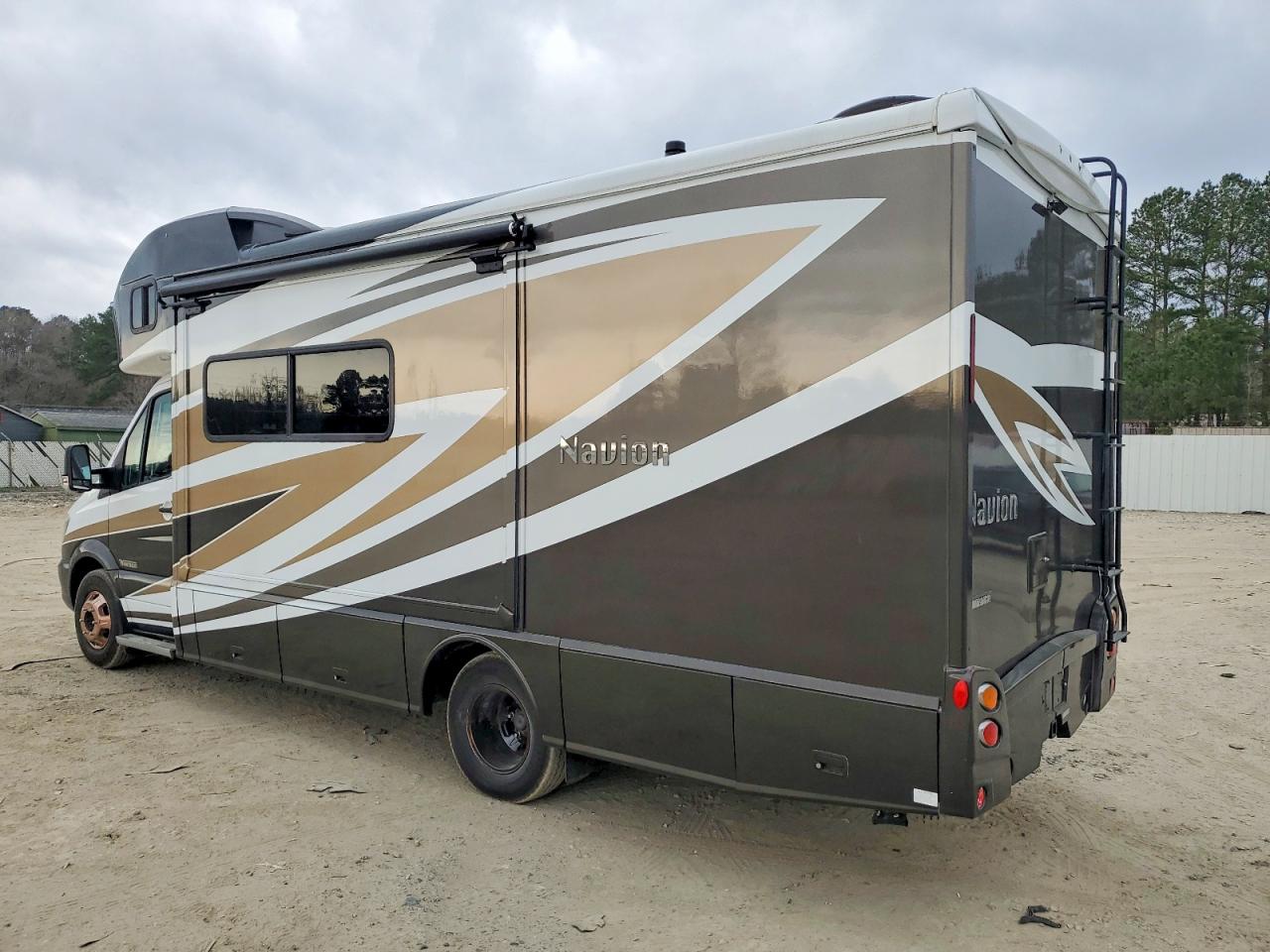 2015 MERCEDES-BENZ SPRINTER 3500 photo 3