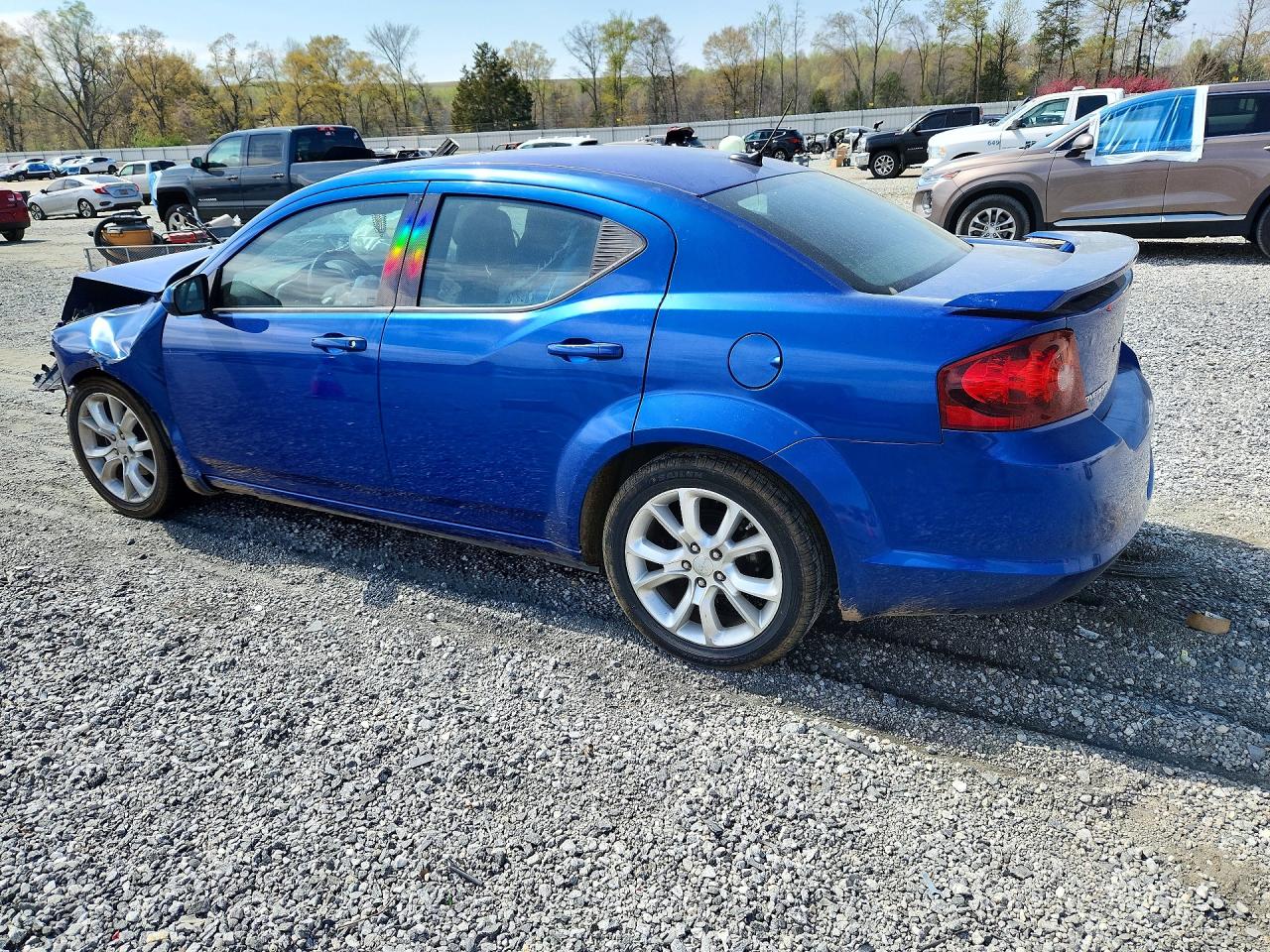 2012 DODGE AVENGER photo 4