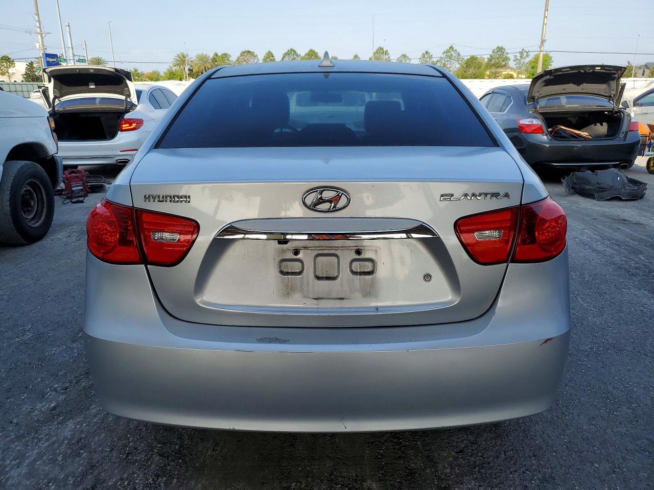 2010 HYUNDAI ELANTRA GLS photo 11