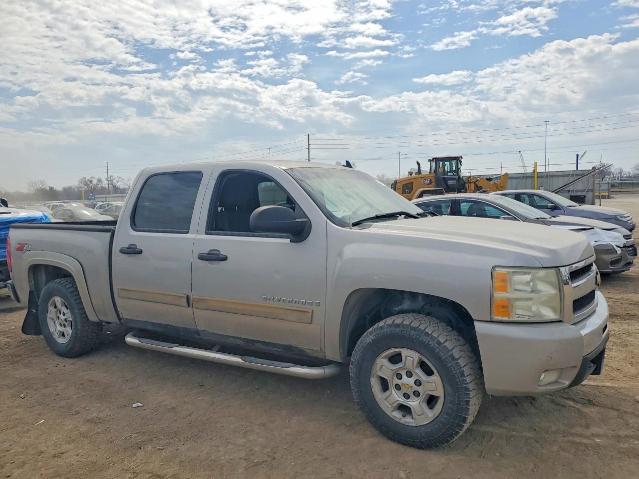 2009 CHEVROLET SILVERADO K1500 LT photo 4