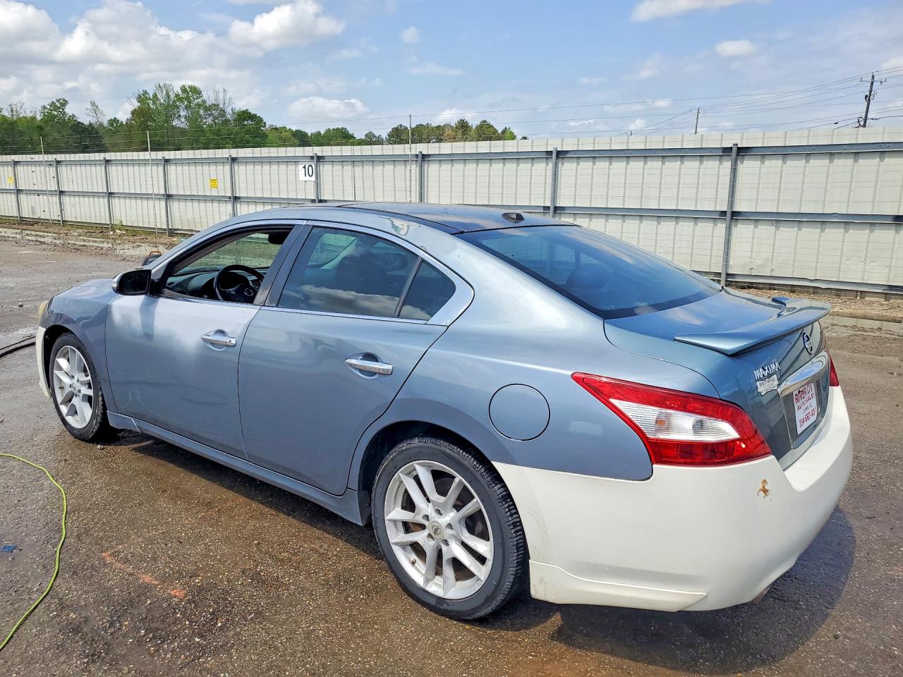 2010 NISSAN MAXIMA 3.5 S photo 3