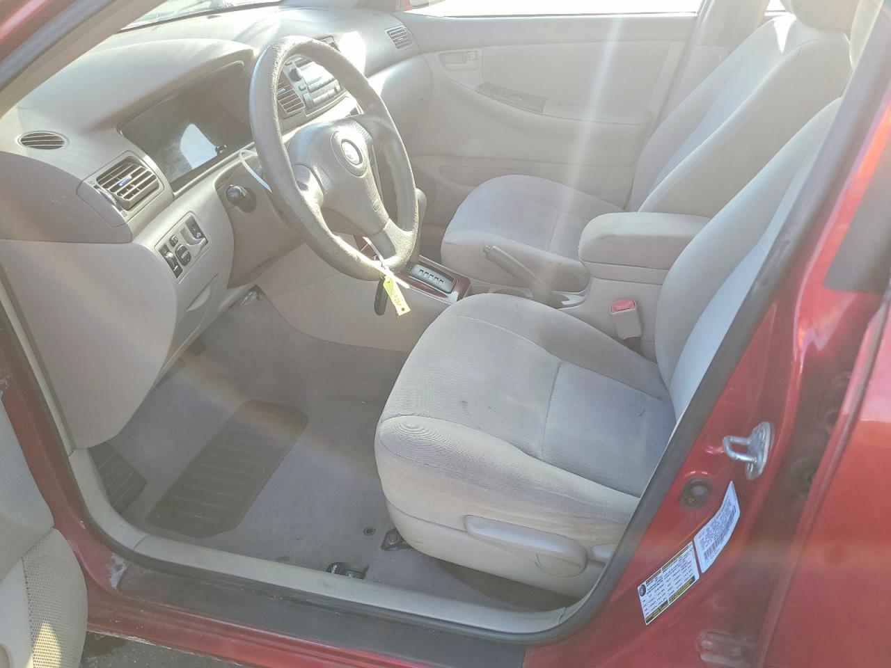 2006 TOYOTA COROLLA LE photo 13