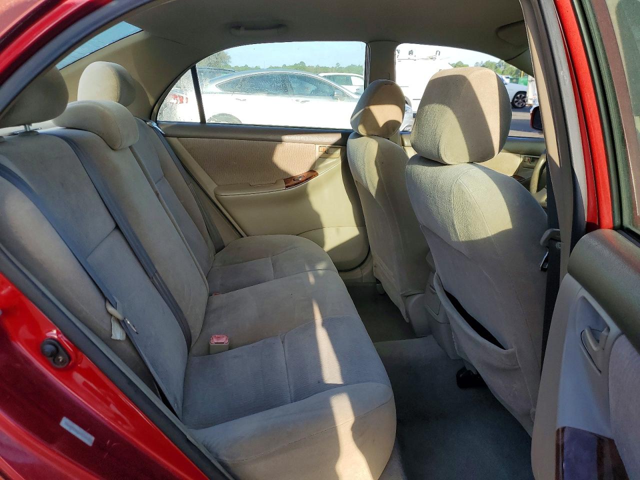 2006 TOYOTA COROLLA LE photo 19