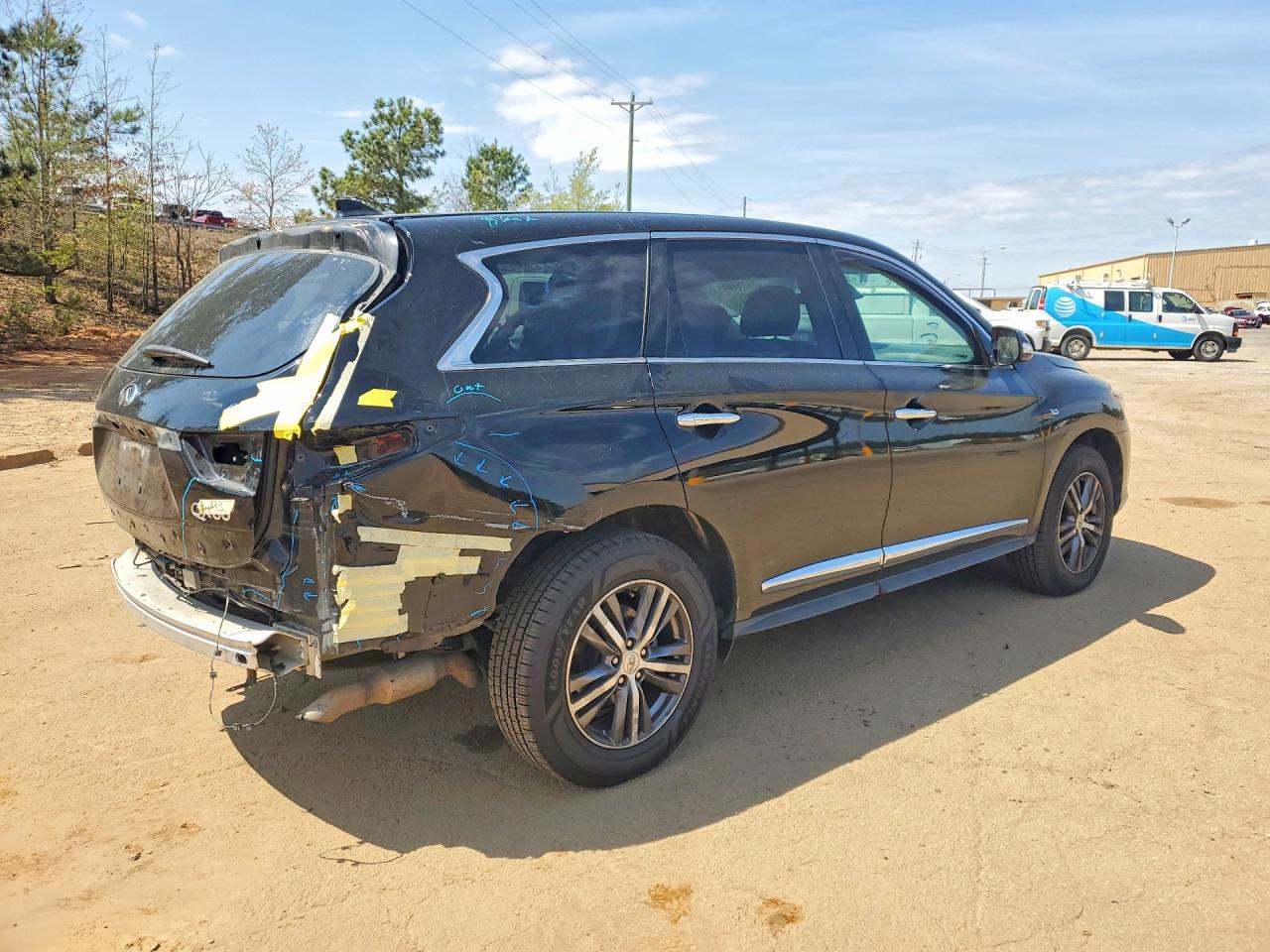 2020 INFINITI QX60 PURE photo 7