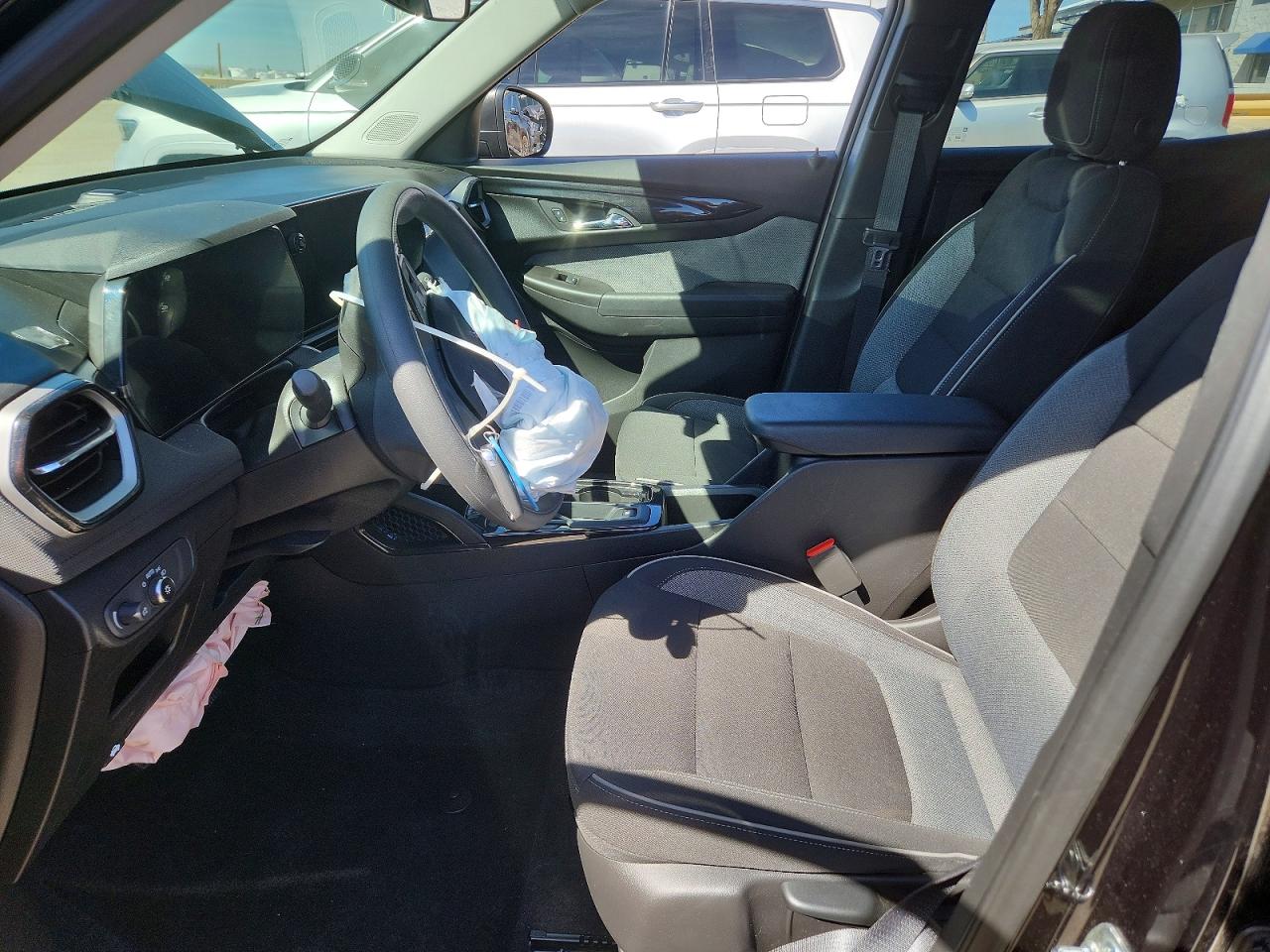 2025 CHEVROLET TRAILBLAZER LS photo 13