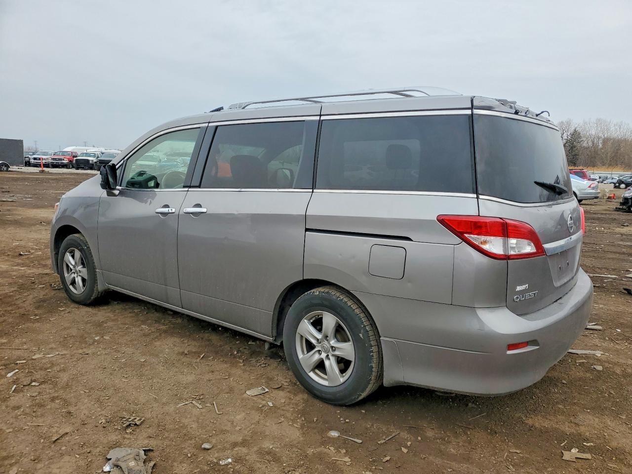 2013 NISSAN QUEST 3.5 S photo 4