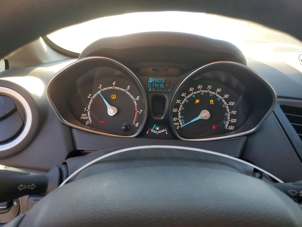 2019 FORD FIESTA SE photo 25