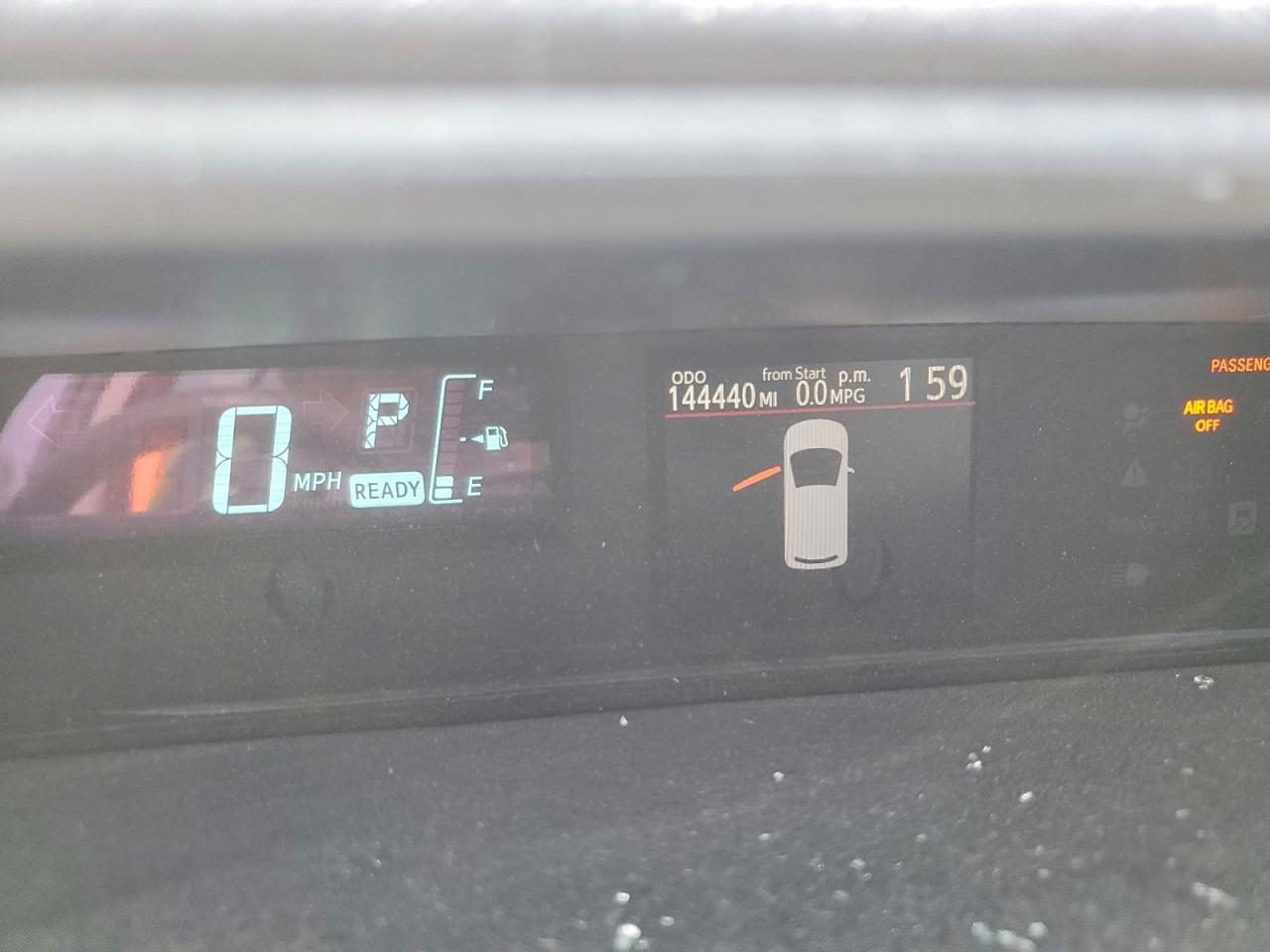 2014 TOYOTA PRIUS C ONE photo 17