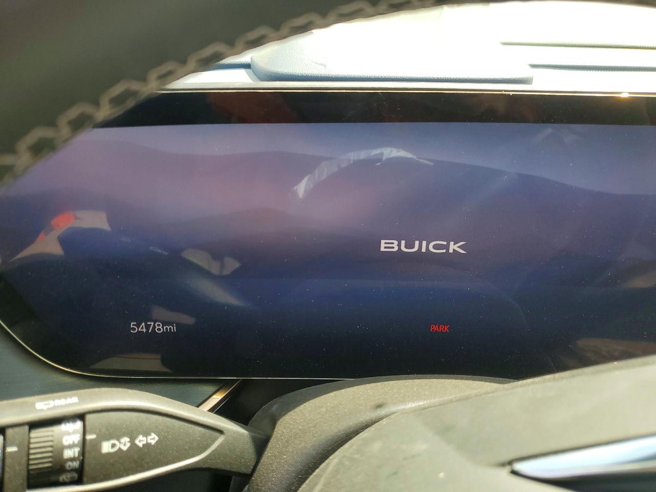 2024 BUICK ENVISION AVENIR photo 9