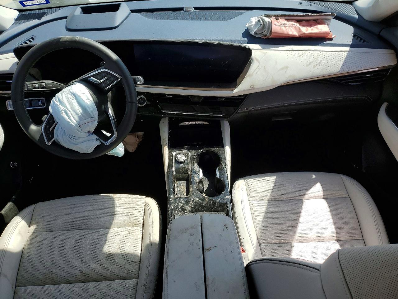 2024 BUICK ENVISION AVENIR photo 8