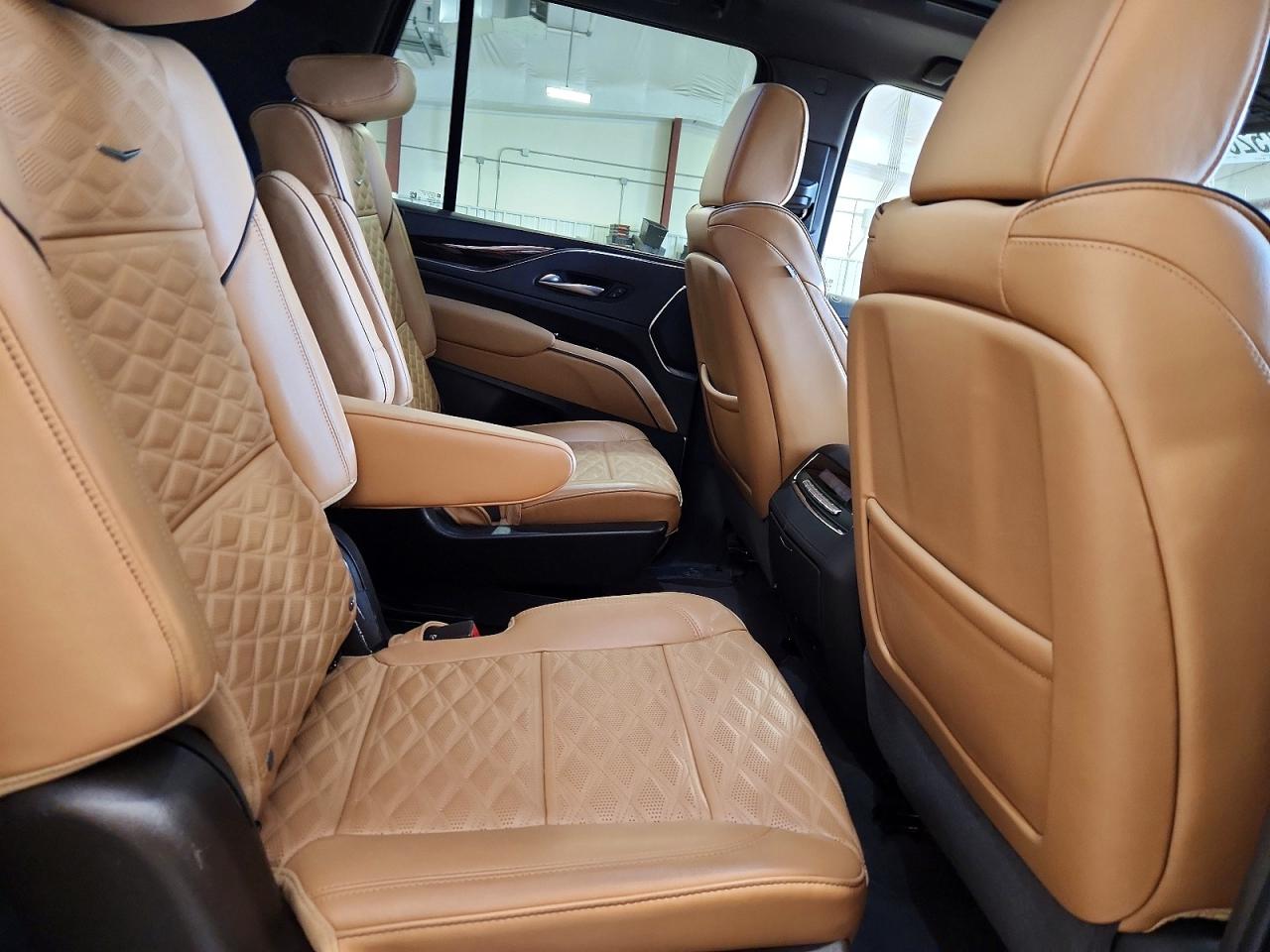 2022 CADILLAC ESCALADE PREMIUM LUXURY photo 11