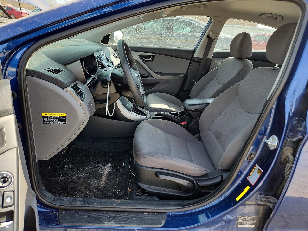 2016 HYUNDAI ELANTRA SE photo 13
