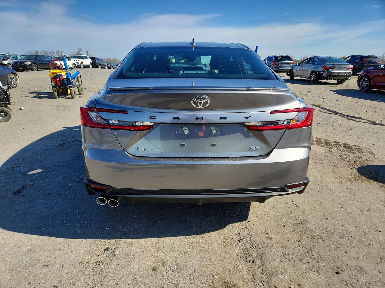 2026 TOYOTA CAMRY SE photo 11