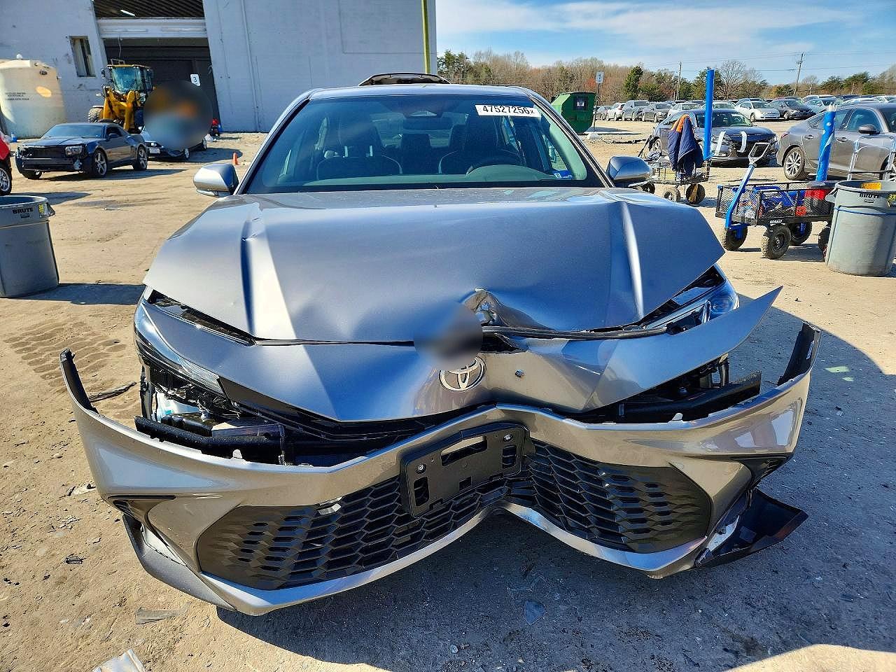 2026 TOYOTA CAMRY SE photo 9