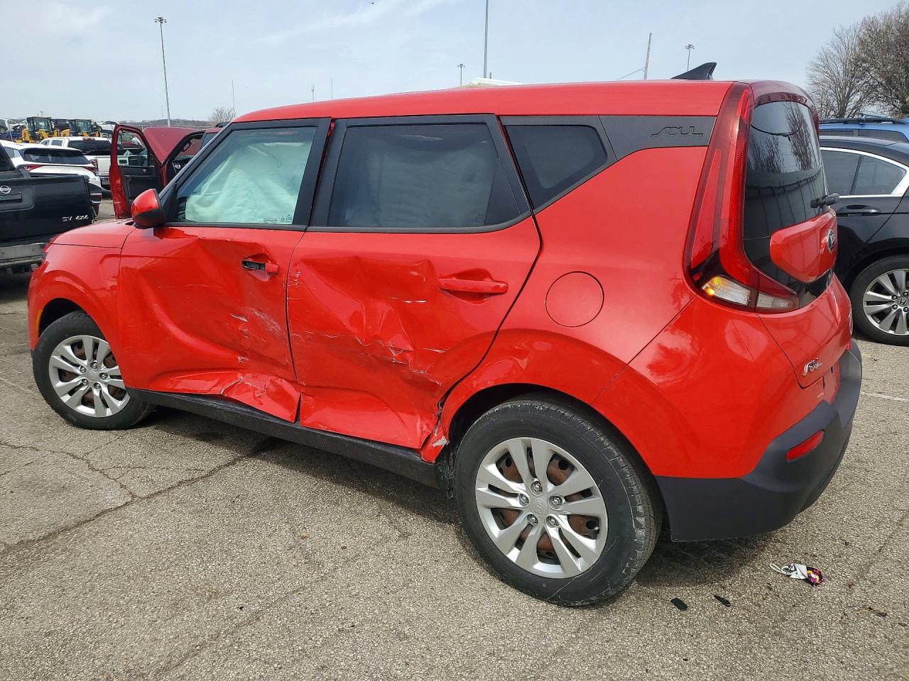 2020 KIA SOUL LX photo 2