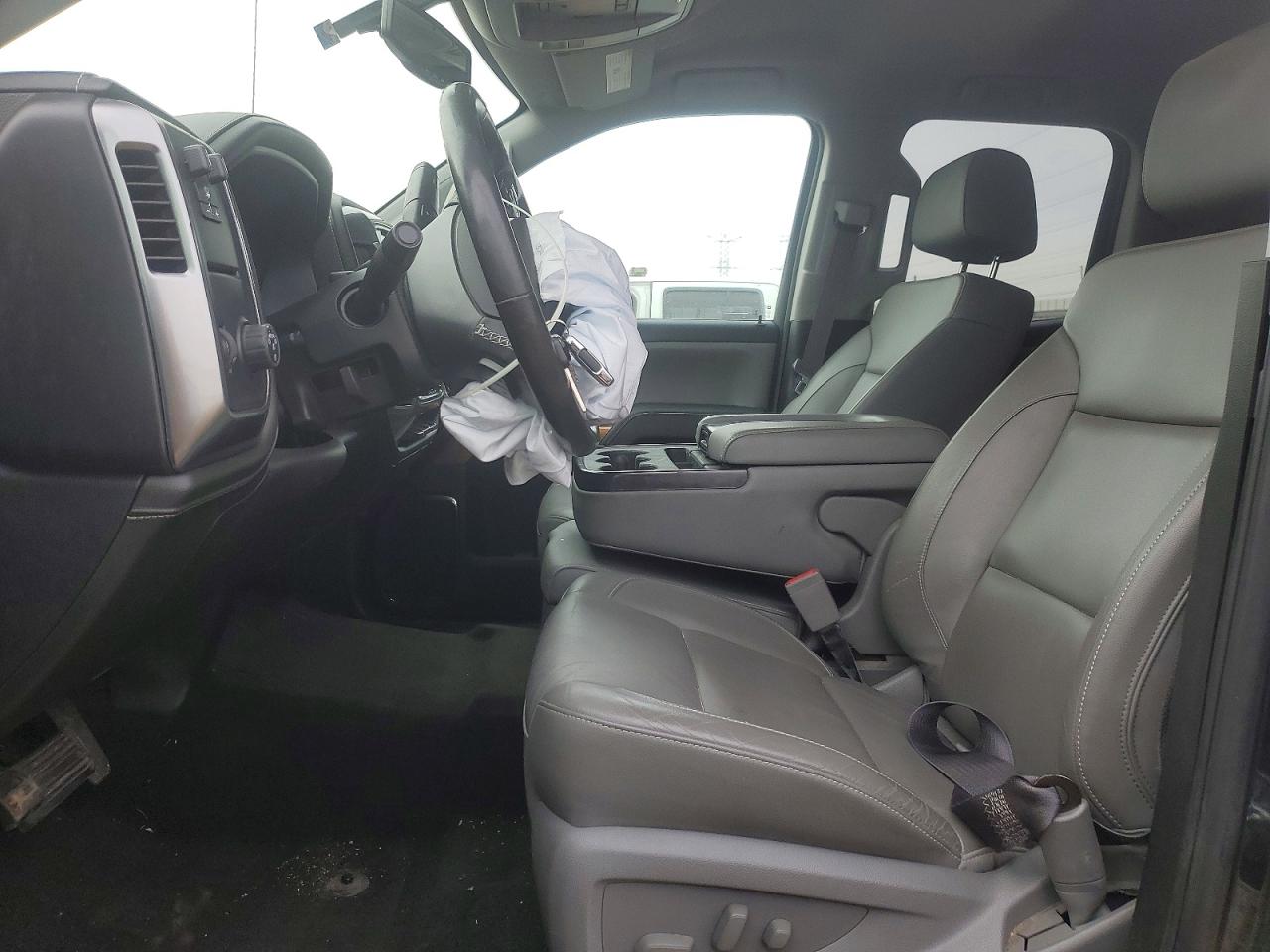 2017 CHEVROLET SILVERADO C1500 LTZ photo 7