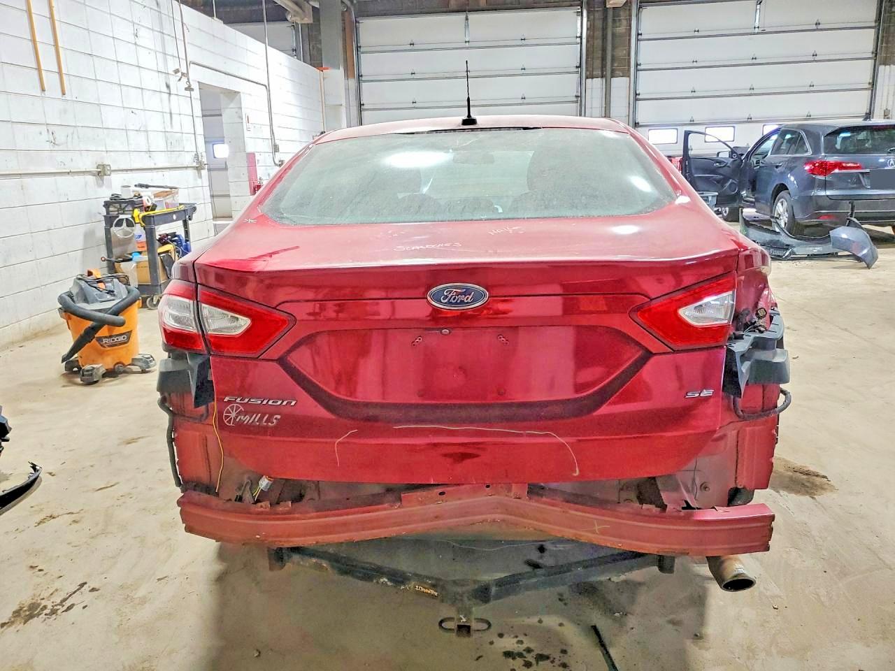 2015 FORD FUSION SE photo 16