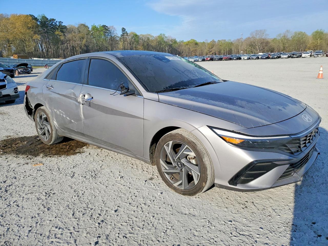 2025 HYUNDAI ELANTRA SEL CONVENIENCE photo 4