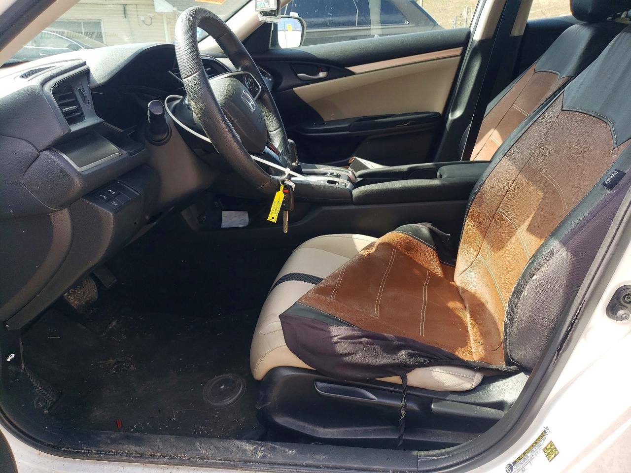 2020 HONDA CIVIC LX photo 19
