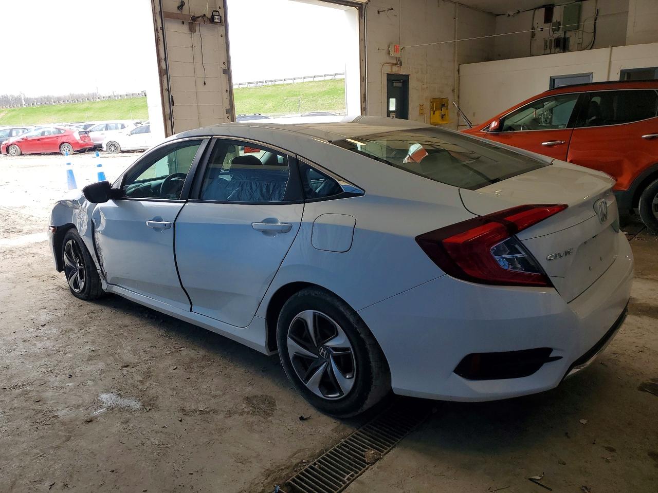 2020 HONDA CIVIC LX photo 4