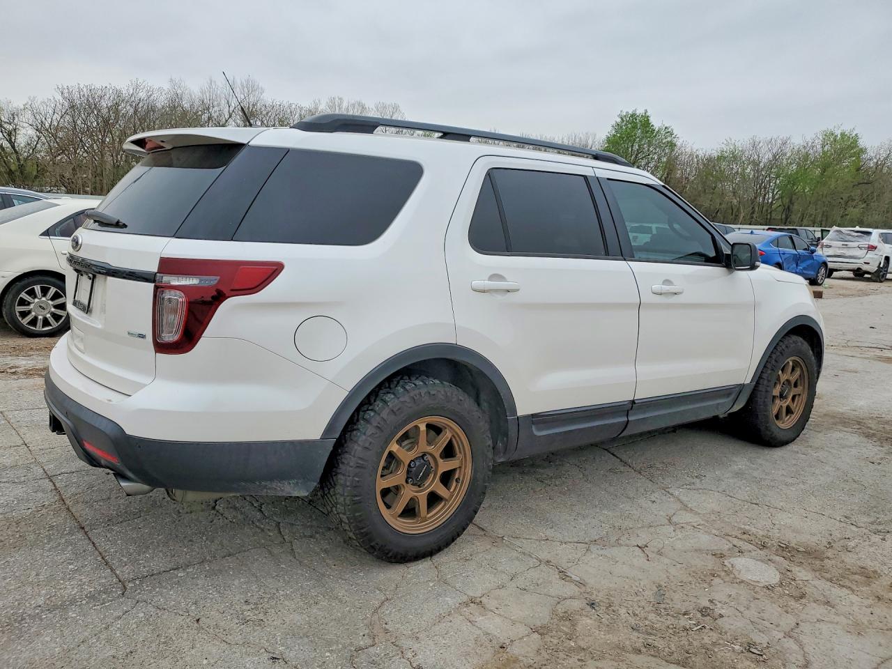 2015 FORD EXPLORER SPORT photo 3