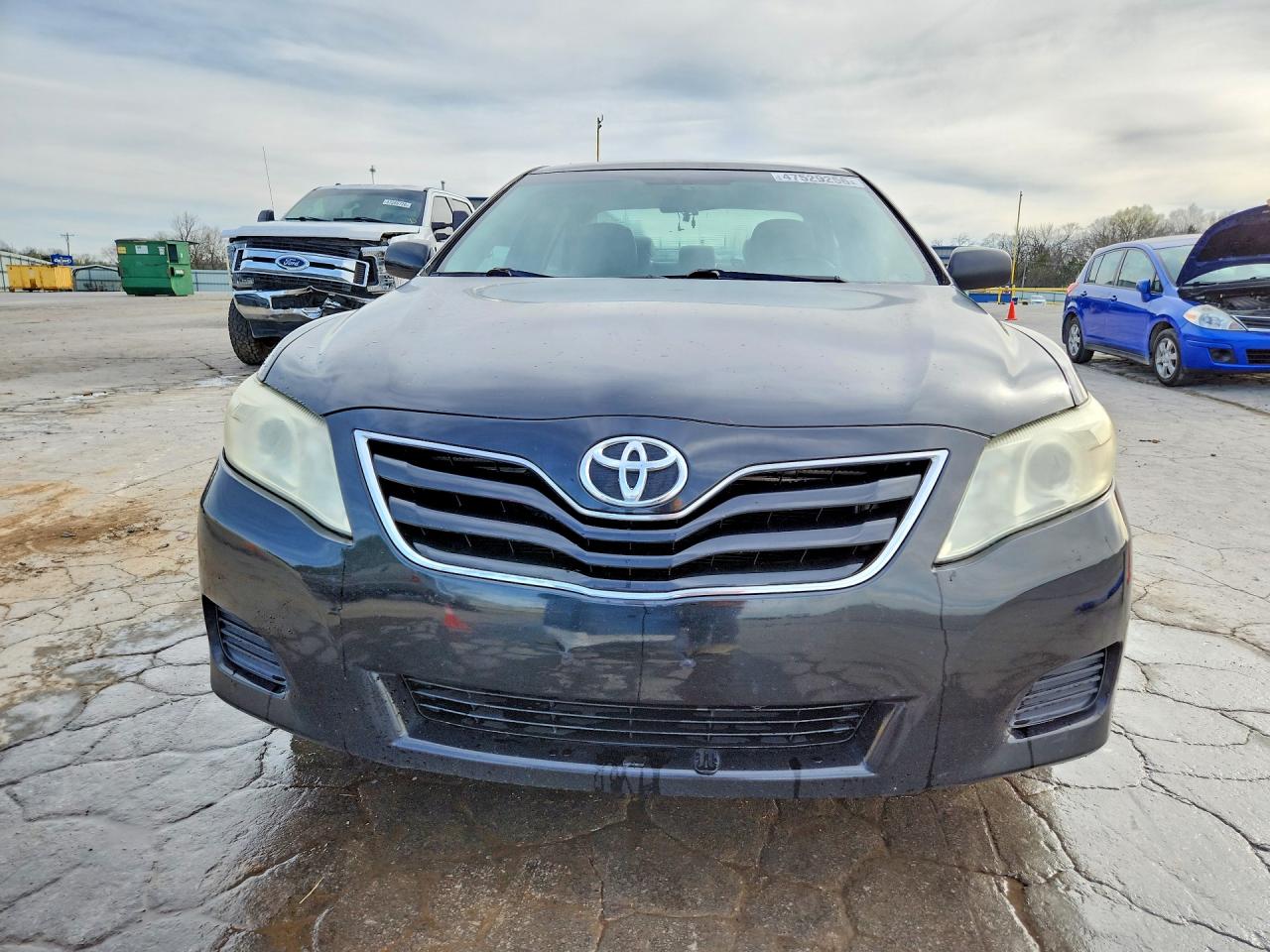 2011 TOYOTA CAMRY LE photo 13
