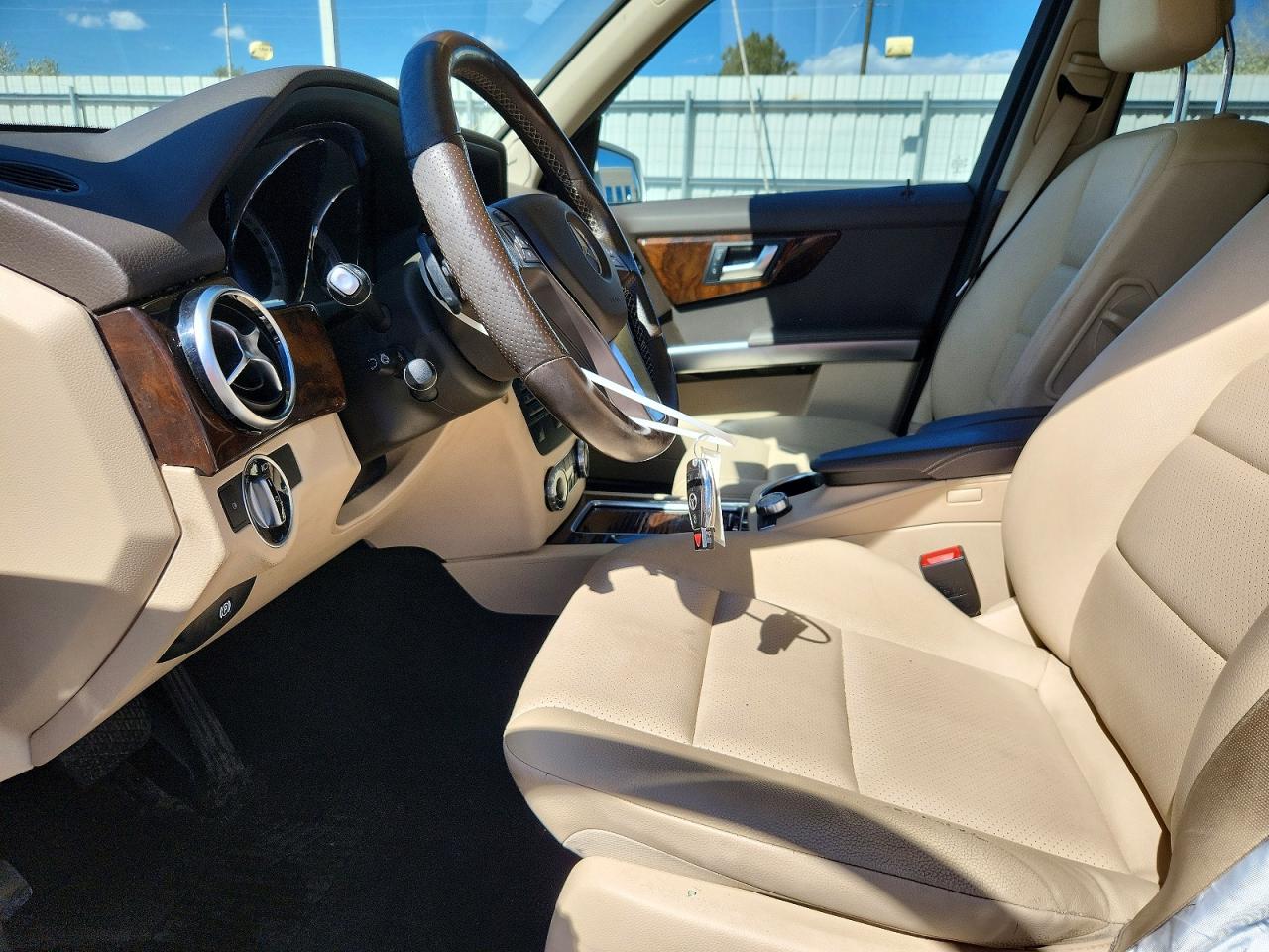 2015 MERCEDES-BENZ GLK 350 4MATIC photo 13