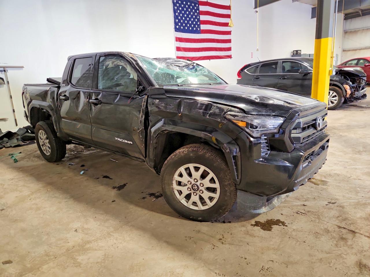 2025 TOYOTA TACOMA SR5 photo 4
