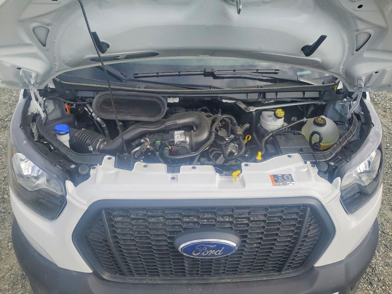 2025 FORD TRANSIT 250 DELIVERY VAN photo 23