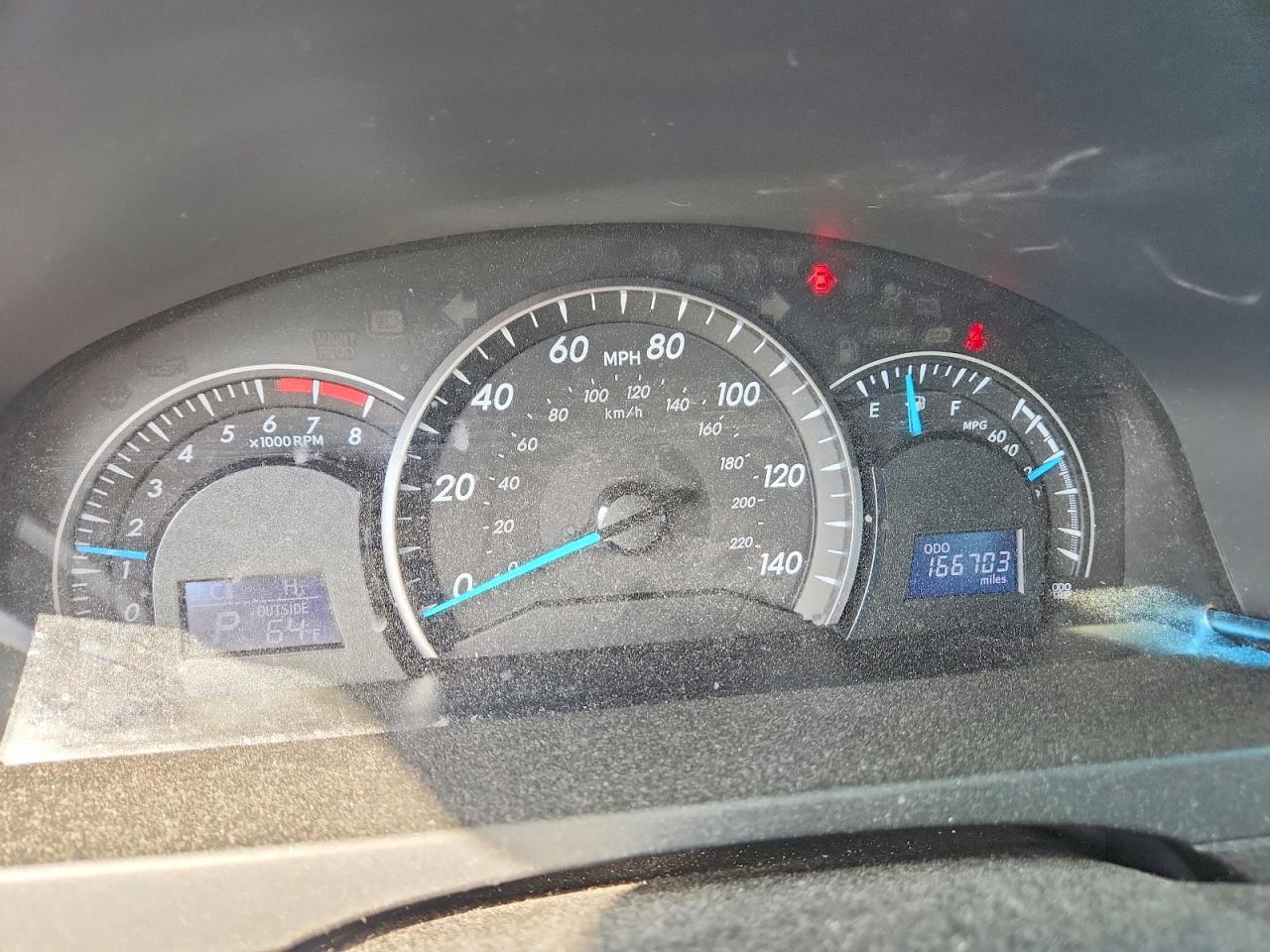 2012 TOYOTA CAMRY LE photo 17