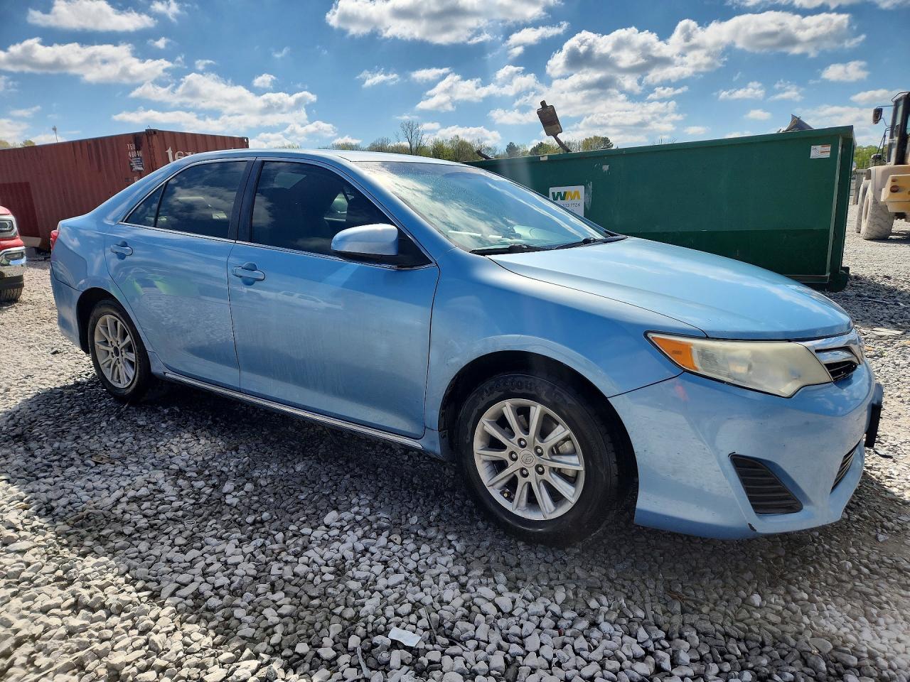 2012 TOYOTA CAMRY LE photo 7