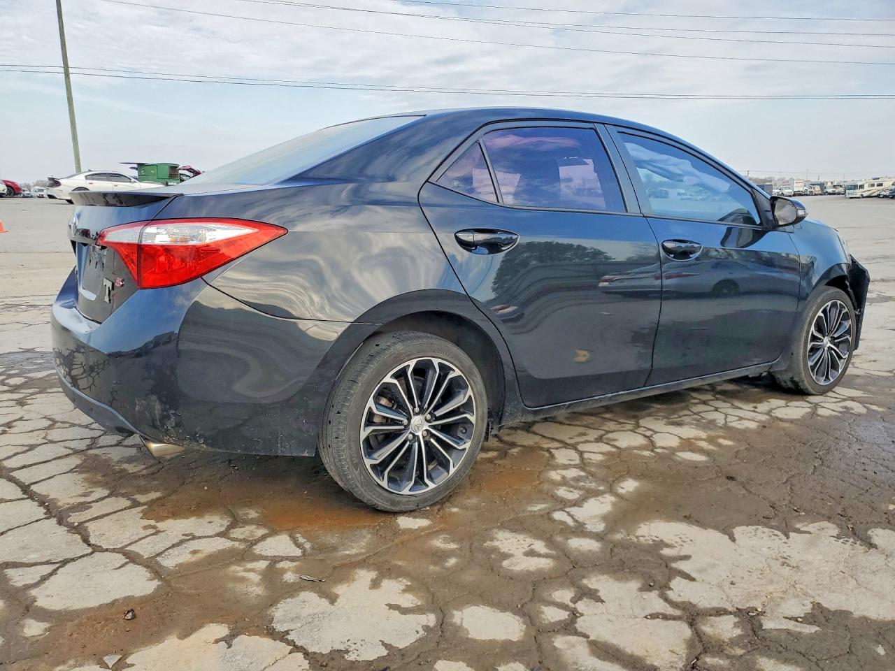 2016 TOYOTA COROLLA S PLUS photo 5