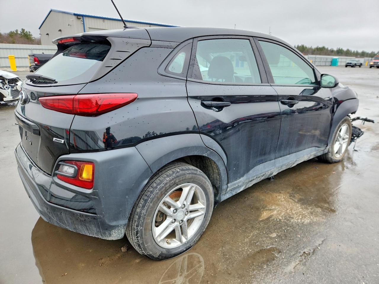 2020 HYUNDAI KONA SE photo 5