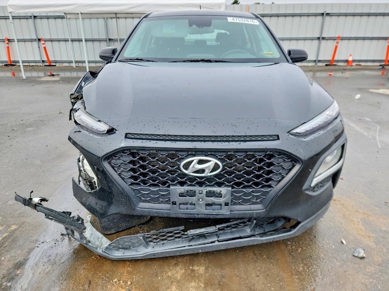 2020 HYUNDAI KONA SE photo 9