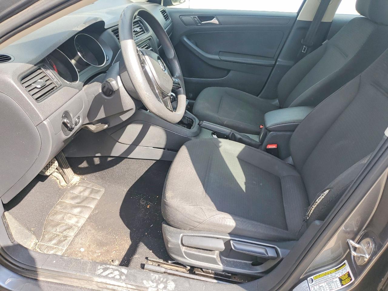 2015 VOLKSWAGEN JETTA BASE photo 7