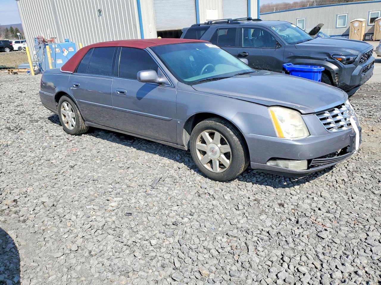 2007 CADILLAC DTS photo 4