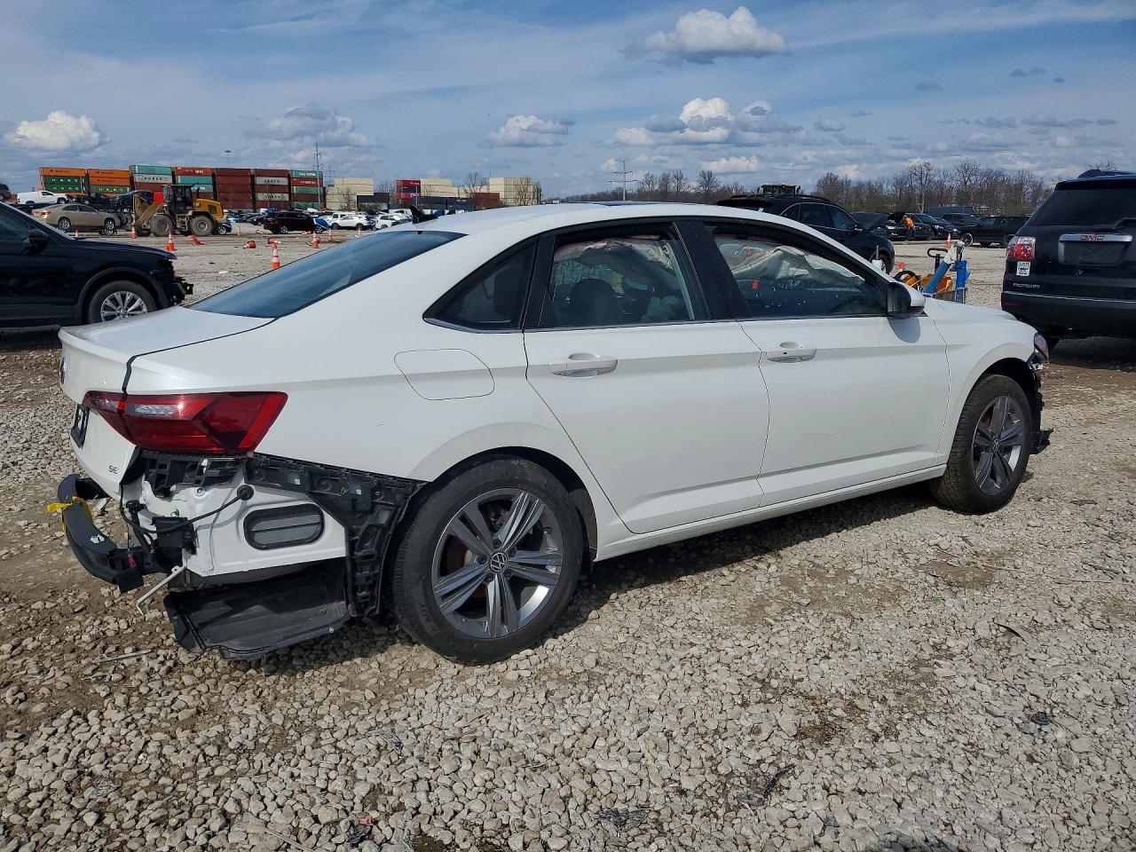 2024 VOLKSWAGEN JETTA SE photo 5