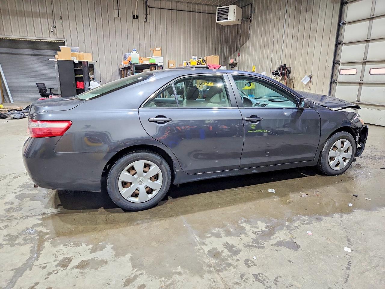 2009 TOYOTA CAMRY LE photo 5