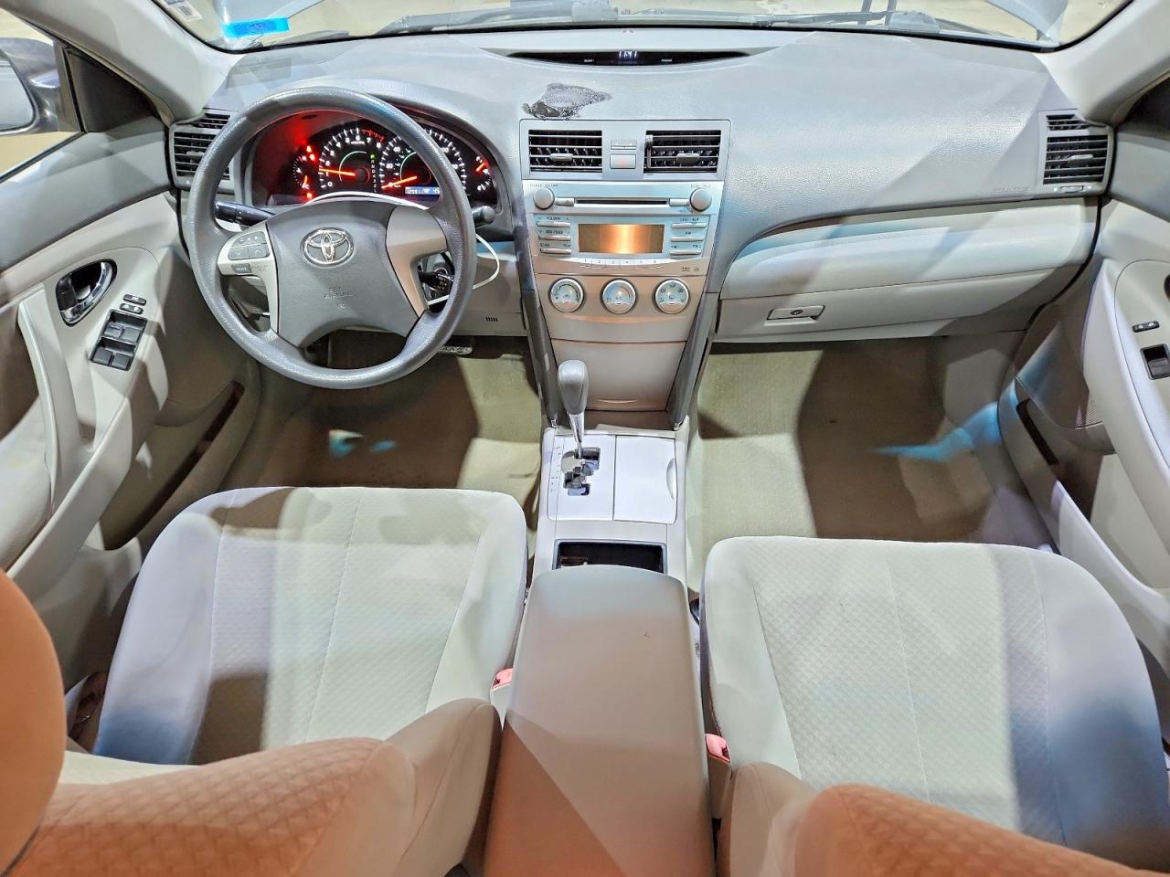 2009 TOYOTA CAMRY LE photo 15