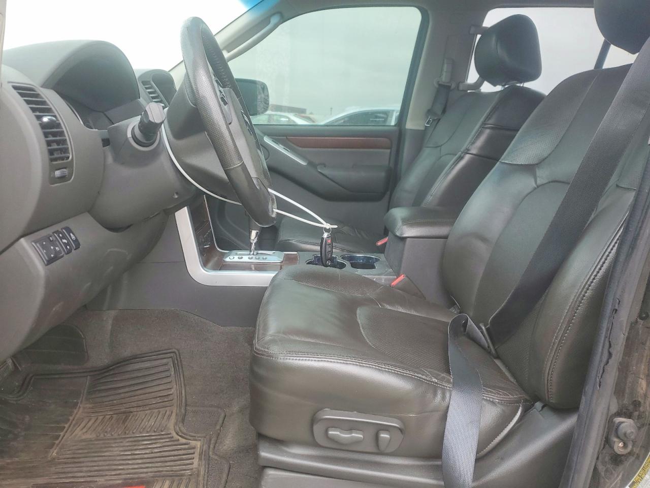 2009 NISSAN PATHFINDER S photo 7