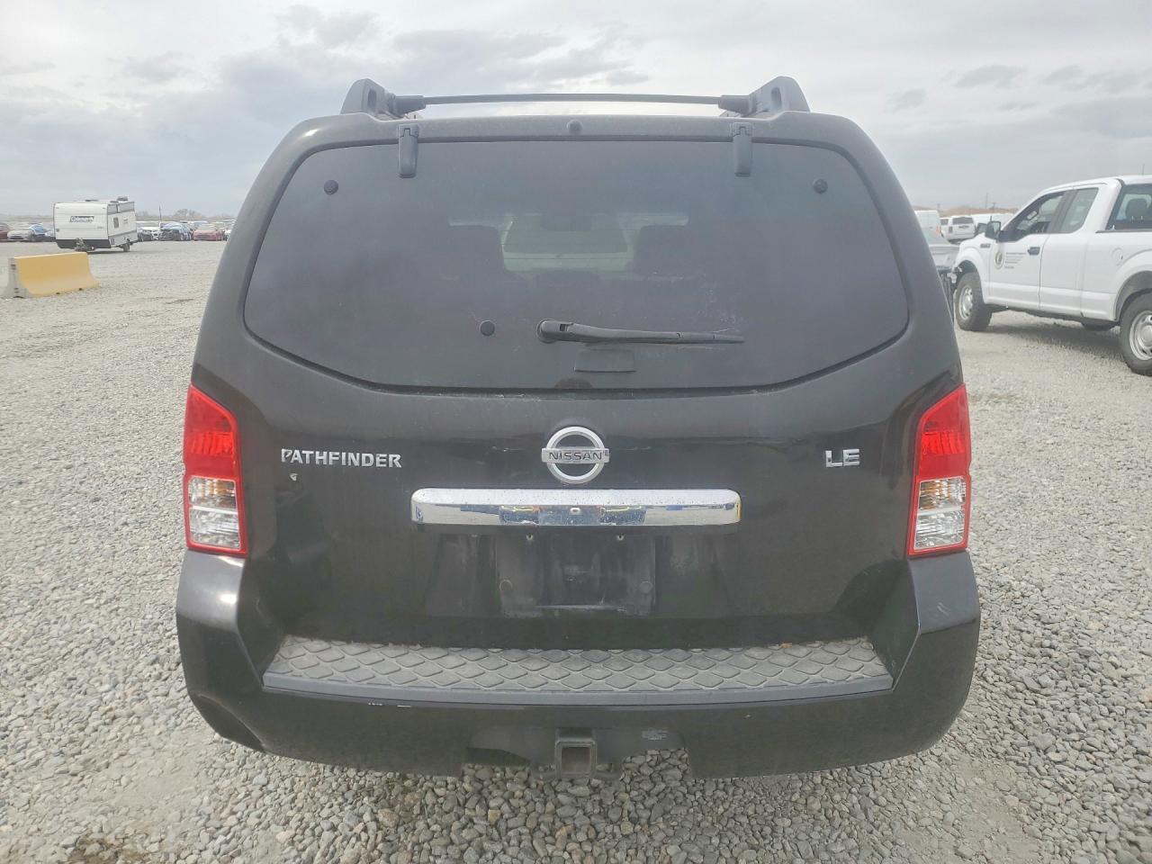 2009 NISSAN PATHFINDER S photo 6