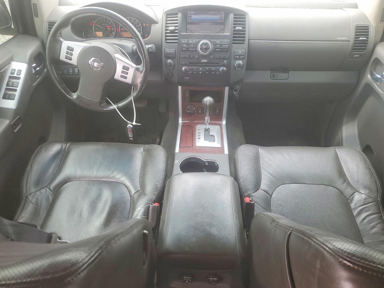 2009 NISSAN PATHFINDER S photo 8