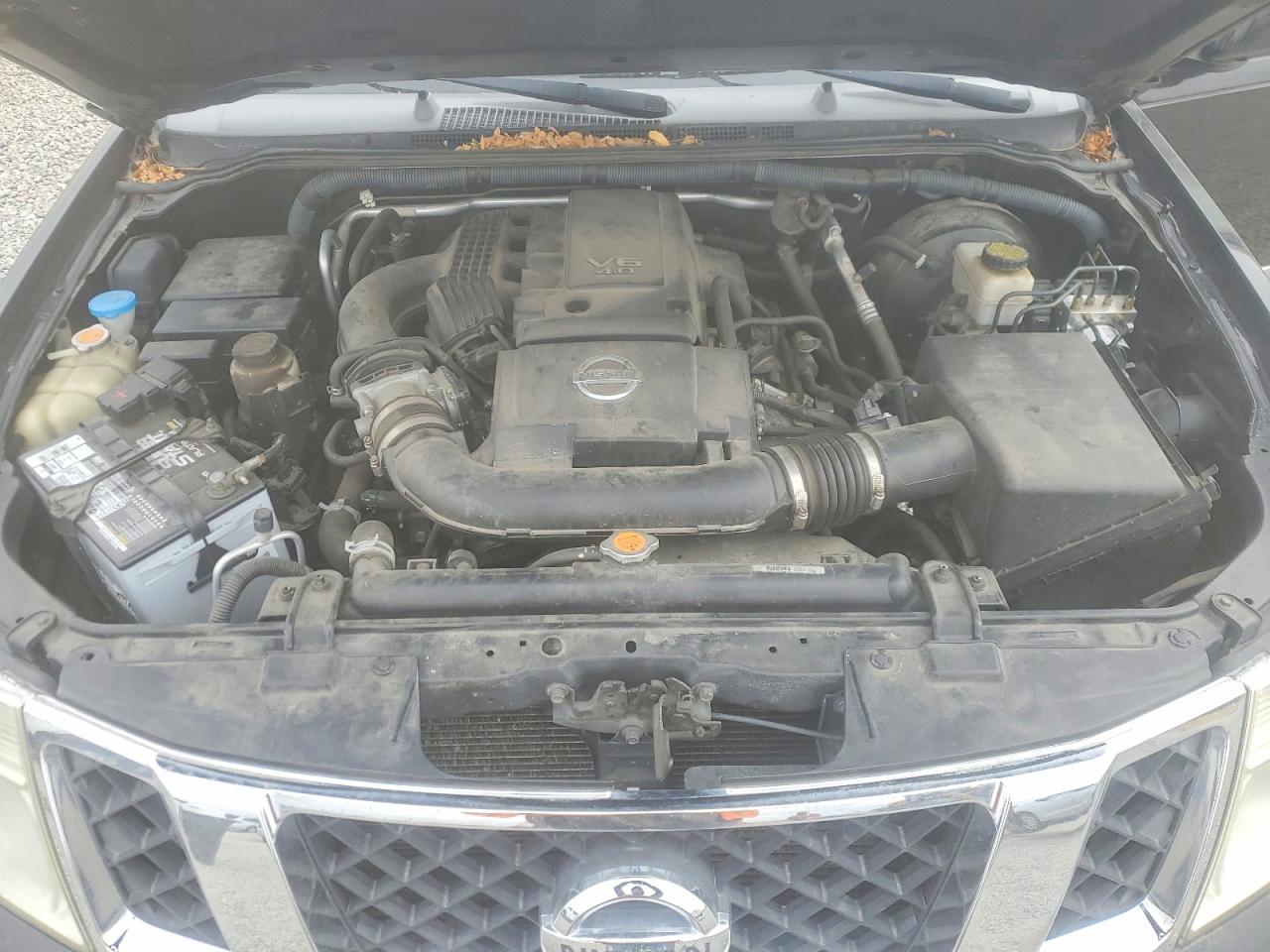 2009 NISSAN PATHFINDER S photo 12