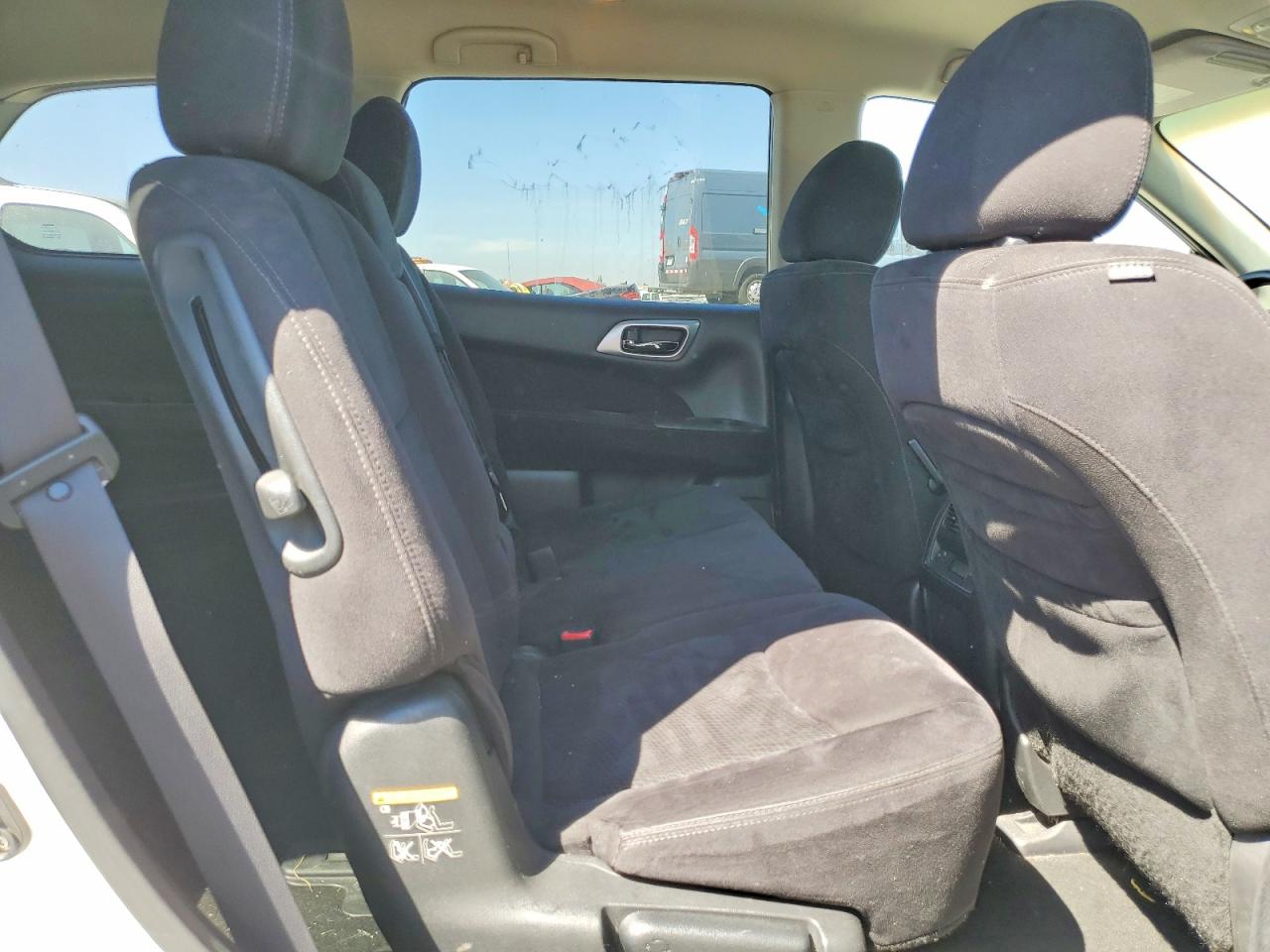 2013 NISSAN PATHFINDER S photo 11