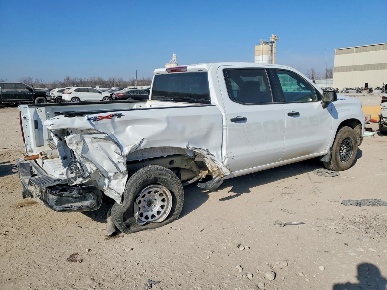 2025 CHEVROLET SILVERADO K1500 photo 5