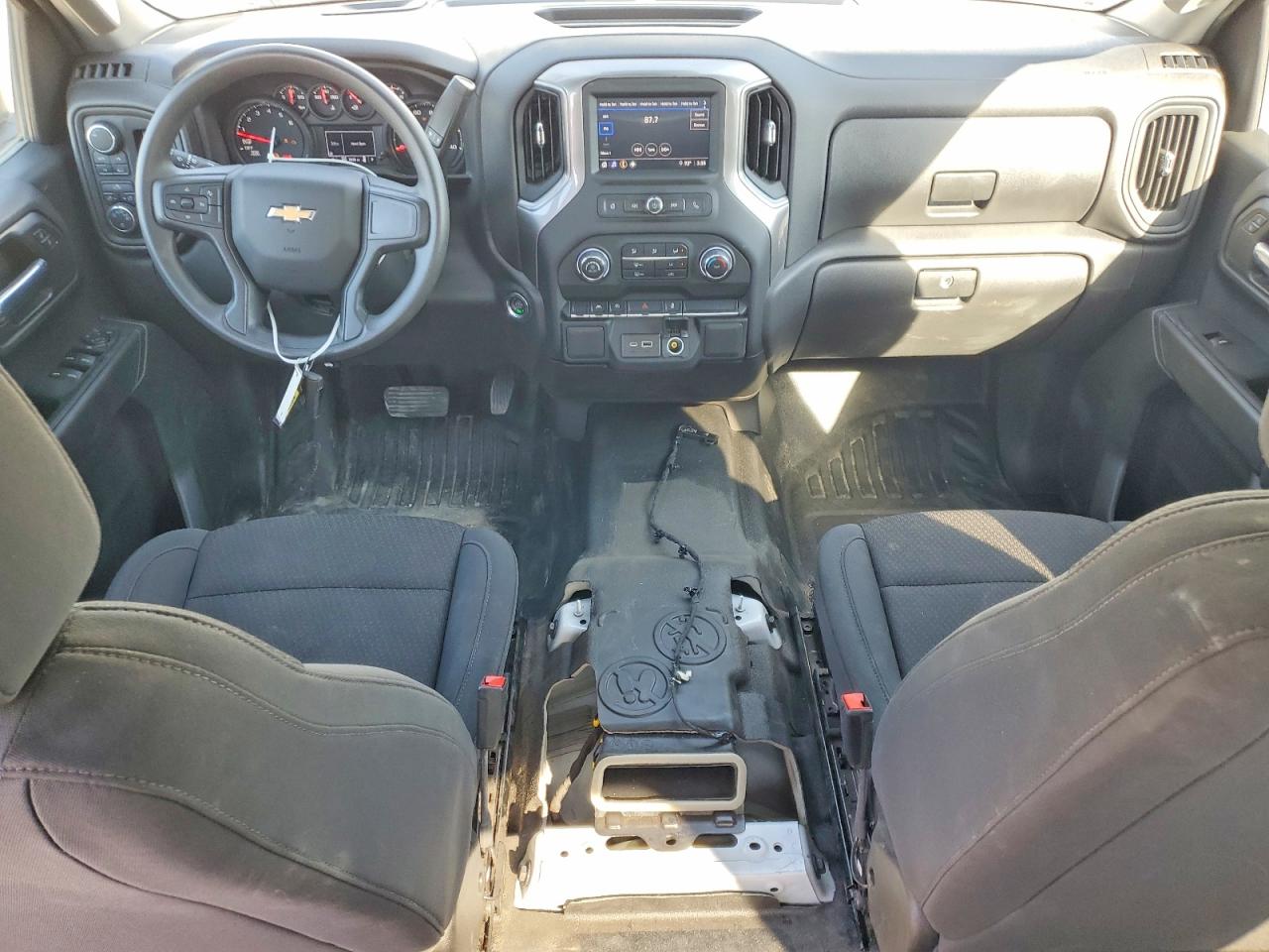 2025 CHEVROLET SILVERADO K1500 photo 15