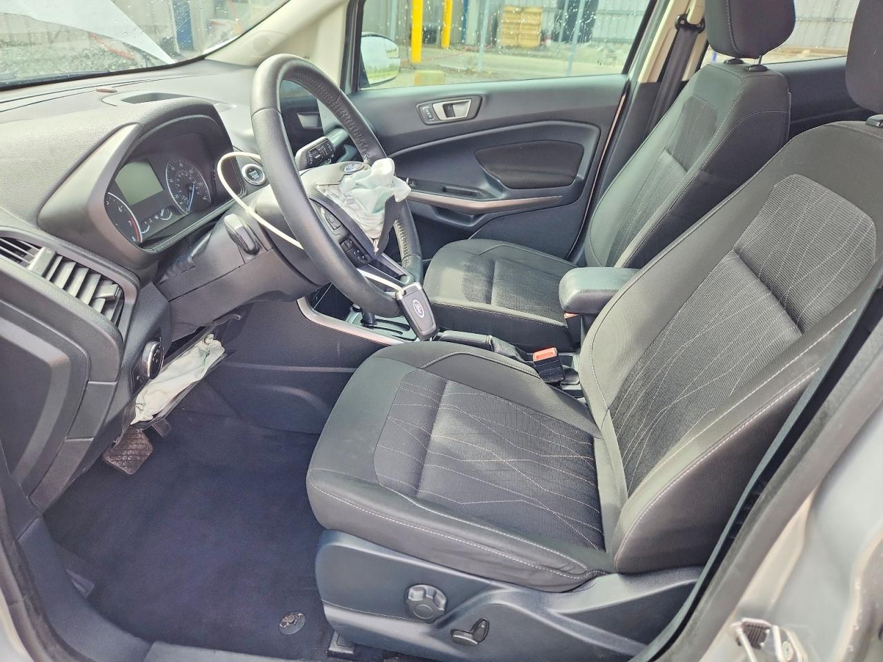 2020 FORD ECOSPORT SE photo 19