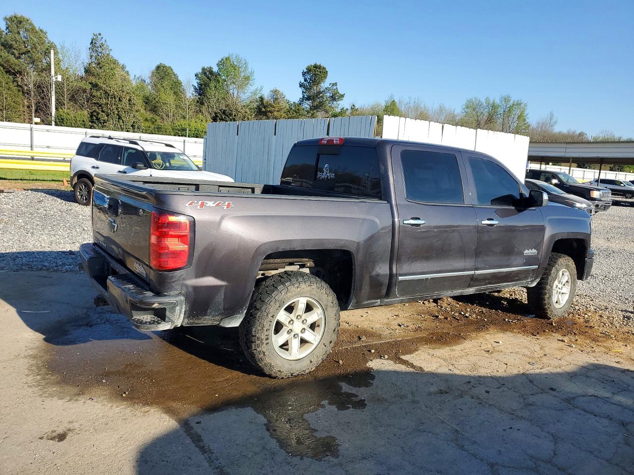 2014 CHEVROLET SILVERADO K1500 HIGH COUNTRY photo 3