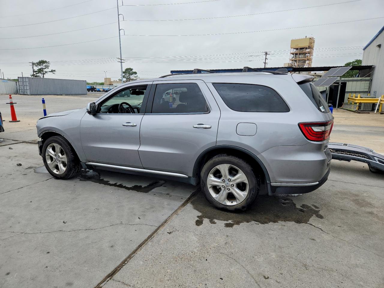 2015 DODGE DURANGO SXT photo 2
