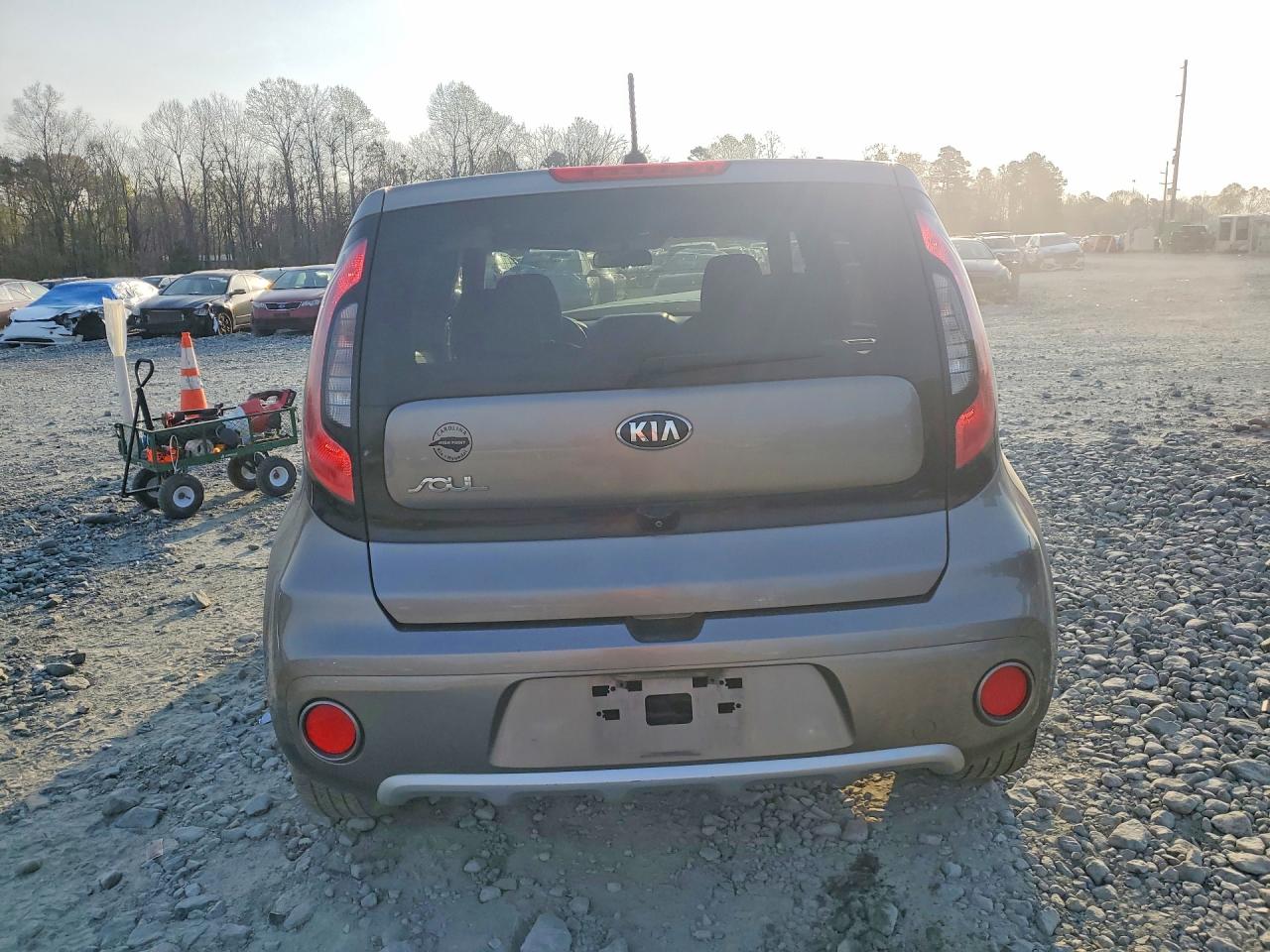 2017 KIA SOUL + photo 16